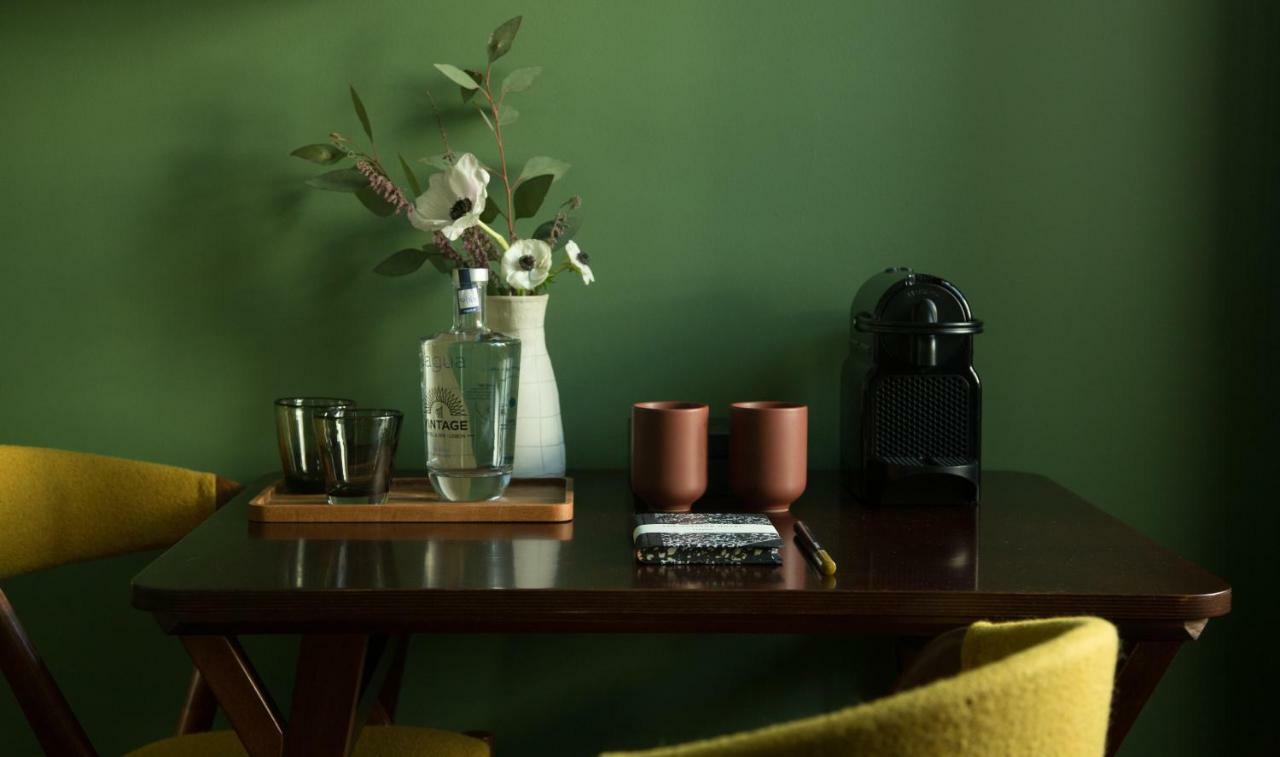 The Vintage Hotel & Spa Лиссабон Экстерьер фото A Nespresso machine